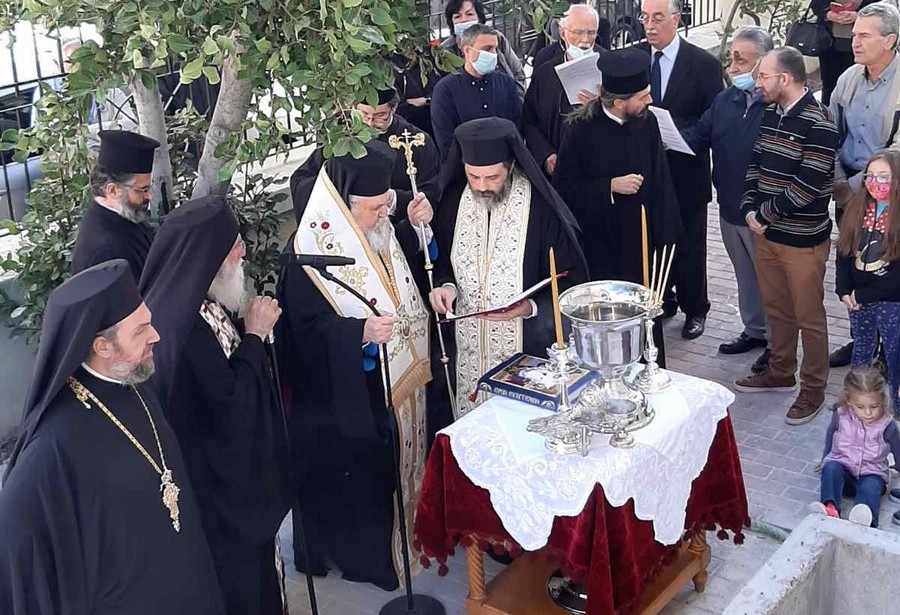 ΘΥΡΑΝΟΙΞΙΑ ΝΕΟΥ ΠΑΡΕΚΚΛΗΣΙΟΥ ΑΠΟ ΤΟΝ ΜΗΤΡΟΠΟΛΙΤΗ ΚΑΙΣΑΡΙΑΝΗΣ ΔΑΝΙΗΛ